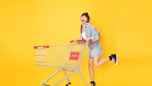 美国二手奢侈品电商RealReal上市，二手奢侈品市场规模巨大